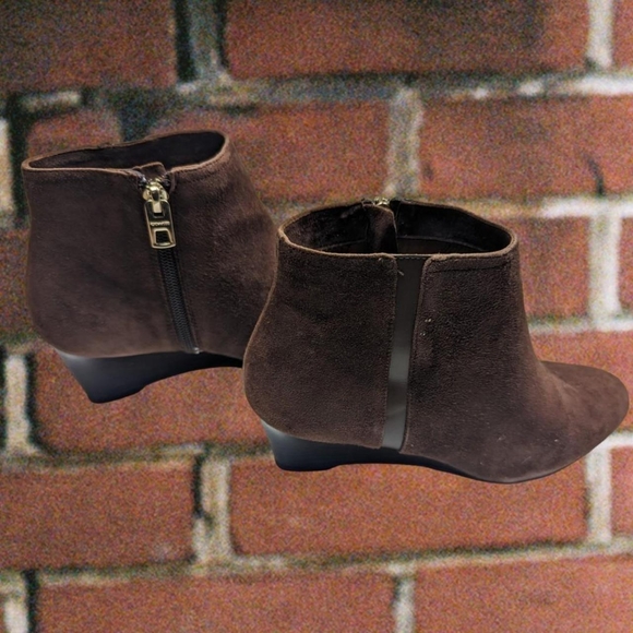 Coach Mahogony Maya Suede Polished Calf Wooden Wedge Heel Ankle Booties - Picture 3 of 8